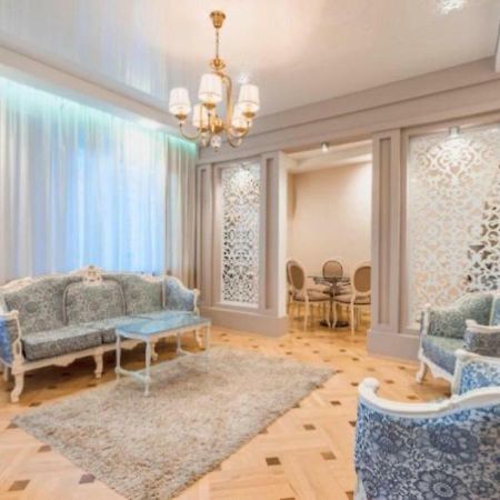 Royal Apartments Tbilisi Bagian luar foto