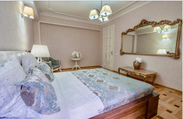 Royal Apartments Tbilisi Bagian luar foto